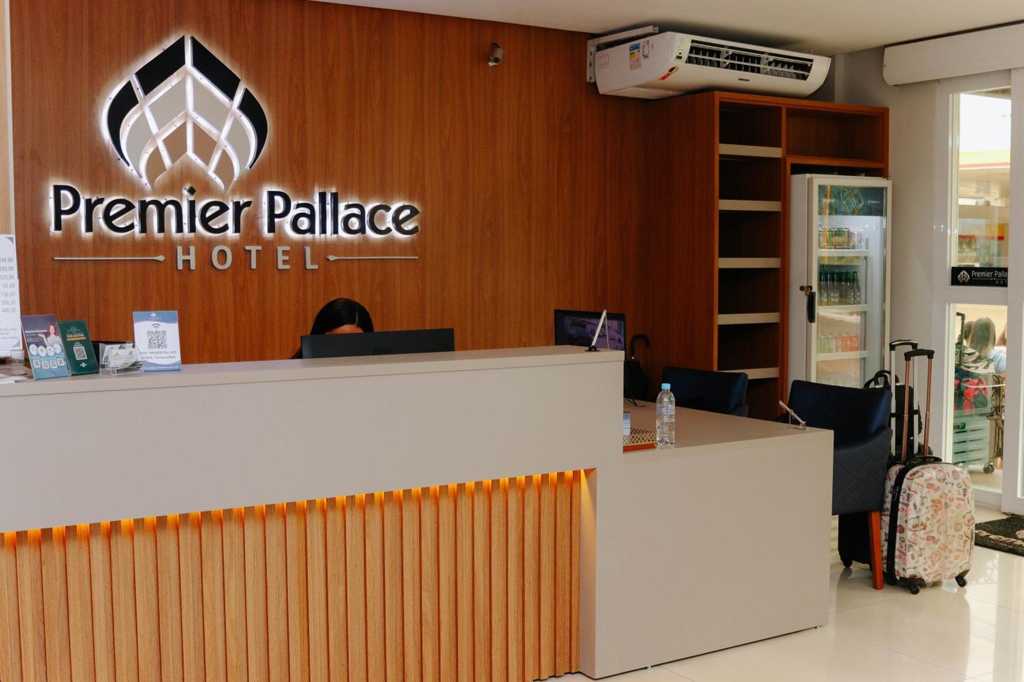 Premier Pallace Hotel Арагуаина Экстерьер фото